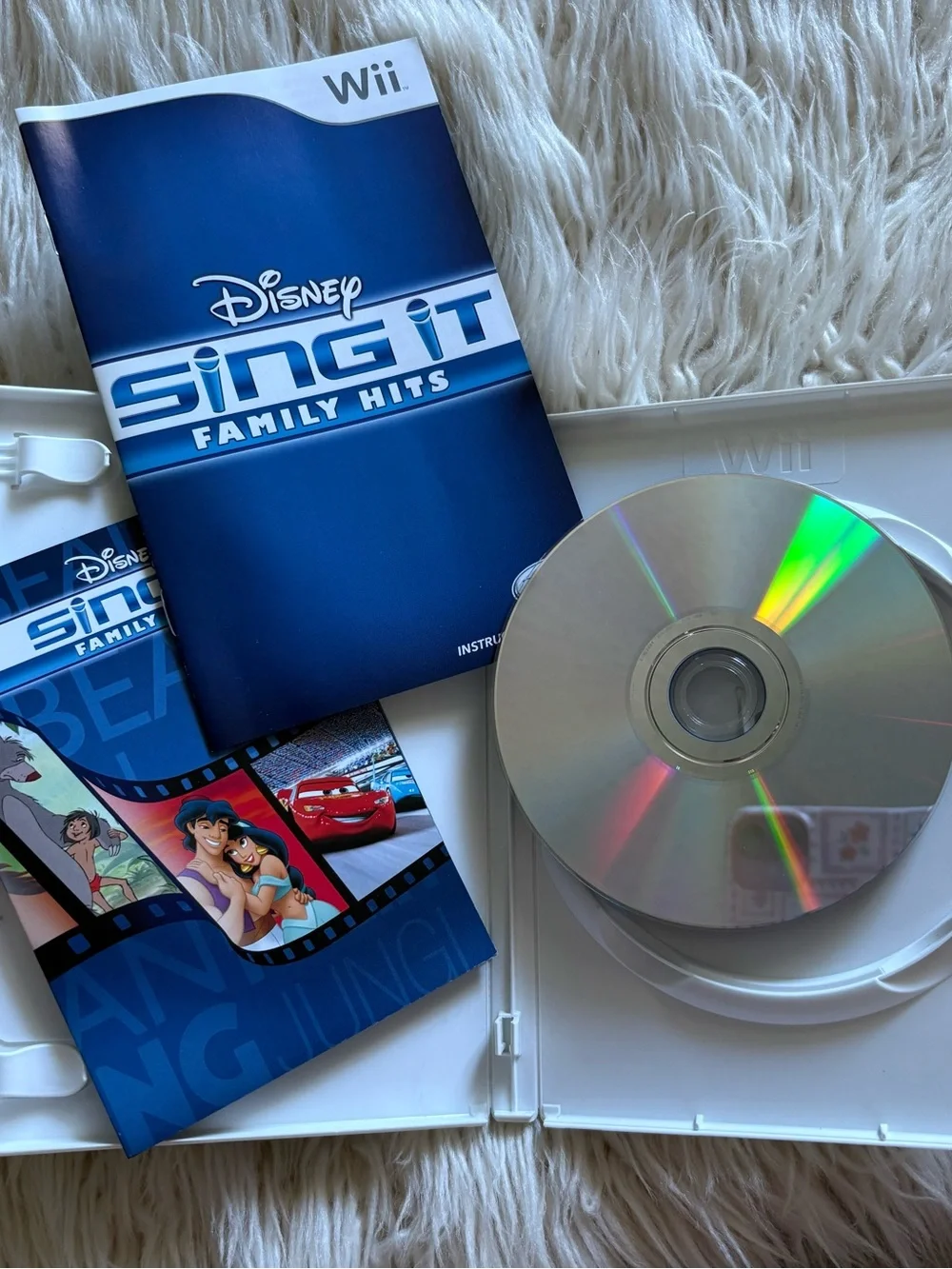 Disney Sing It Family Hits Nintendo Wii Video Game Complete CIB Sing Along